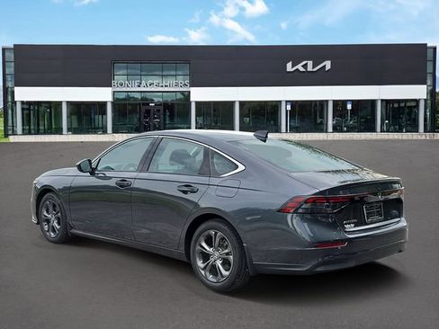 Used 2023 Honda Accord EX image 3