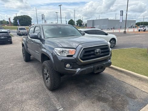 Used 2023 Toyota Tacoma SR5 image 2
