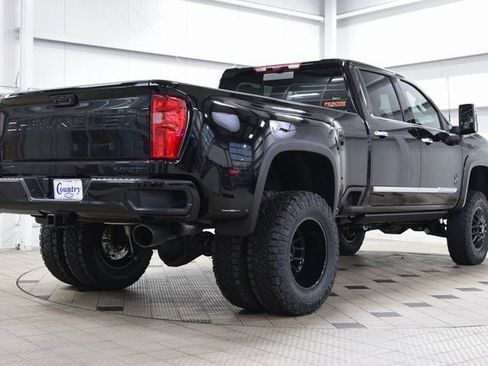 New 2026 Chevrolet Silverado 3500 High Country w/ High Country Premium Package image 8