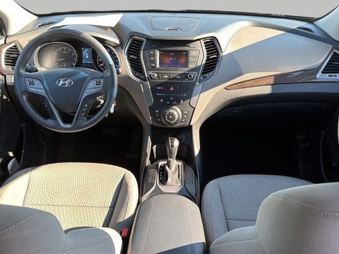 Used 2017 Hyundai Santa Fe Sport FWD image 9