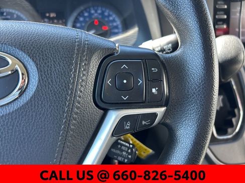 Used 2020 Toyota Sienna LE image 13