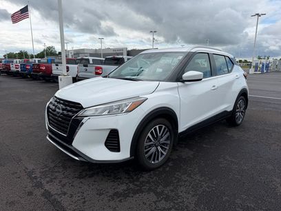 Used 2023 Nissan Kicks SV