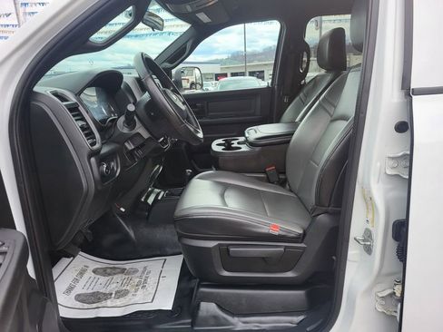 Used 2022 RAM 2500 Tradesman w/ Snow Chief Group AWD/4WD image 12