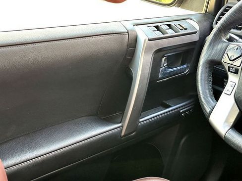 Used 2023 Toyota 4Runner Limited AWD/4WD image 27