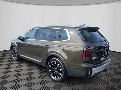 Used 2024 Kia Telluride SX Prestige w/ Towing Package AWD/4WD image 3