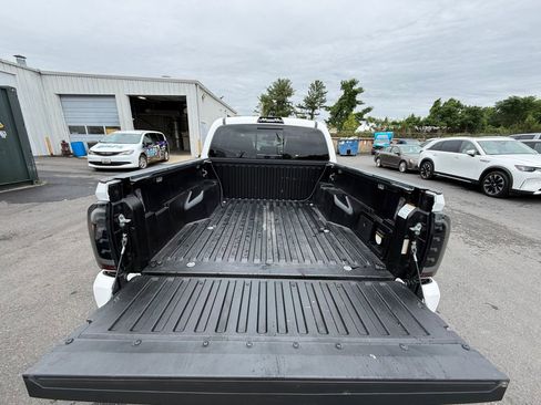 Used 2023 Toyota Tacoma TRD Sport AWD/4WD image 26