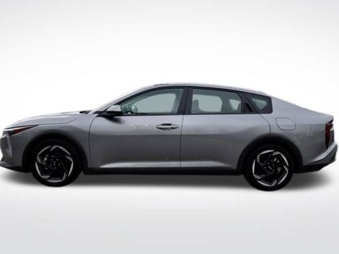 Certified 2025 Kia K4 EX image 10