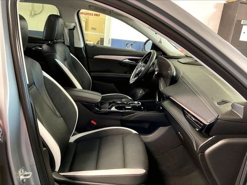 Used 2024 Buick Envision Sport Touring AWD/4WD image 11