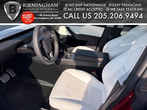 Used 2026 Tesla Model Y Long Range RWD image 2