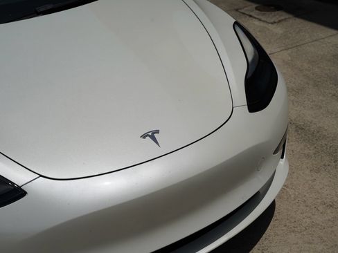 Used 2022 Tesla Model 3 RWD image 11