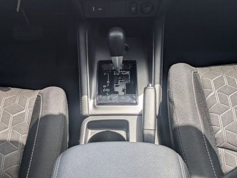 Used 2025 Mitsubishi Outlander Sport ES image 18