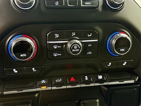 Used 2020 Chevrolet Silverado 1500 RST w/ Convenience Package image 15