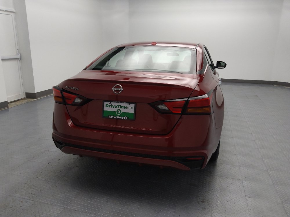 Used 2025 Nissan Altima 2.5 SV FWD image 7