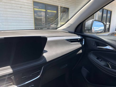 Used 2025 Buick Encore GX Preferred FWD image 32