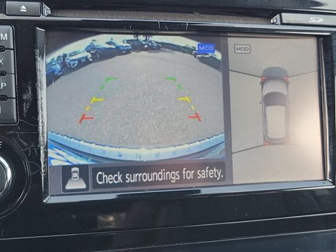 Used 2018 Nissan Rogue Sport SL w/ SL Premium Package image 14