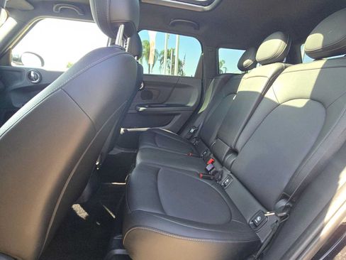 Used 2021 MINI Cooper Countryman FWD image 16