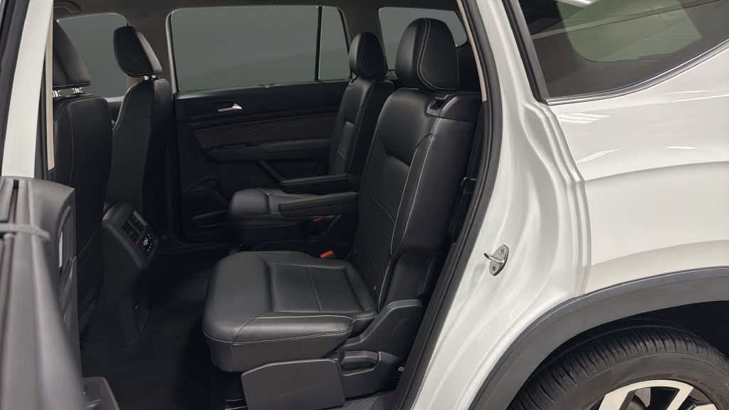 Used 2022 Volkswagen Atlas SEL AWD/4WD image 24