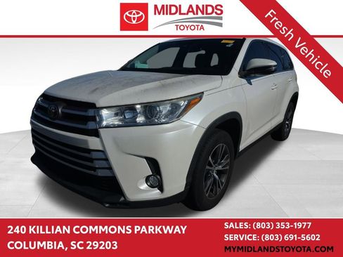 Used 2019 Toyota Highlander Plus image 1