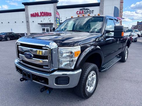 Used 2014 Ford F250 XLT w/ Snow Plow Prep Package image 2