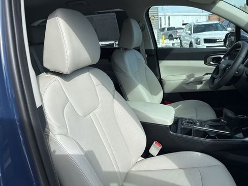 New 2026 Kia Sorento EX image 17