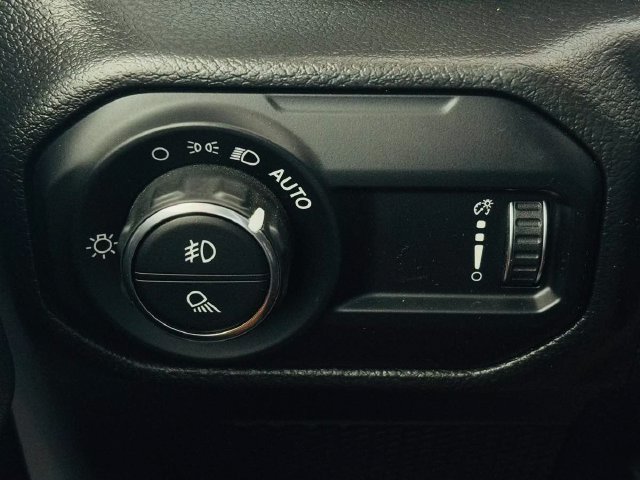Used 2023 Jeep Gladiator Sport AWD/4WD image 51