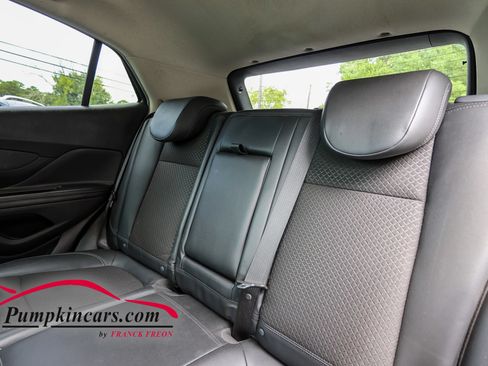 Used 2019 Buick Encore Preferred w/ Safety Package FWD image 20