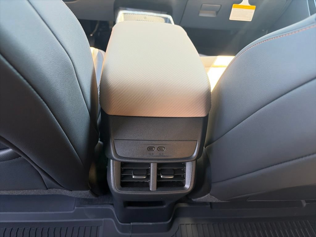 New 2027 Chevrolet Equinox ACTIV w/ Safety and Technology Package AWD/4WD image 13