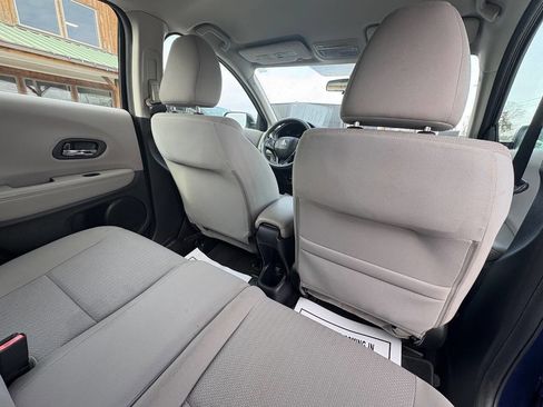 Used 2017 Honda HR-V LX image 31