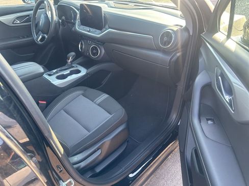 Used 2025 Chevrolet Blazer LT image 24