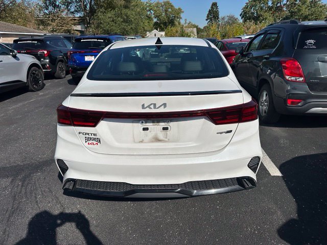 Used 2023 Kia Forte GT-Line w/ GT-Line Premium Package FWD image 5