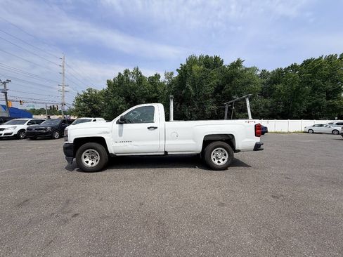 Used 2017 Chevrolet Silverado 1500 W/T w/ Trailering Package AWD/4WD image 18