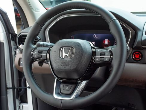 New 2026 Honda Pilot Elite image 21