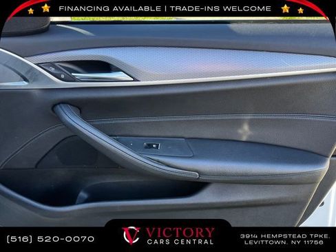 Used 2019 BMW 530i xDrive w/ M Sport Package image 13