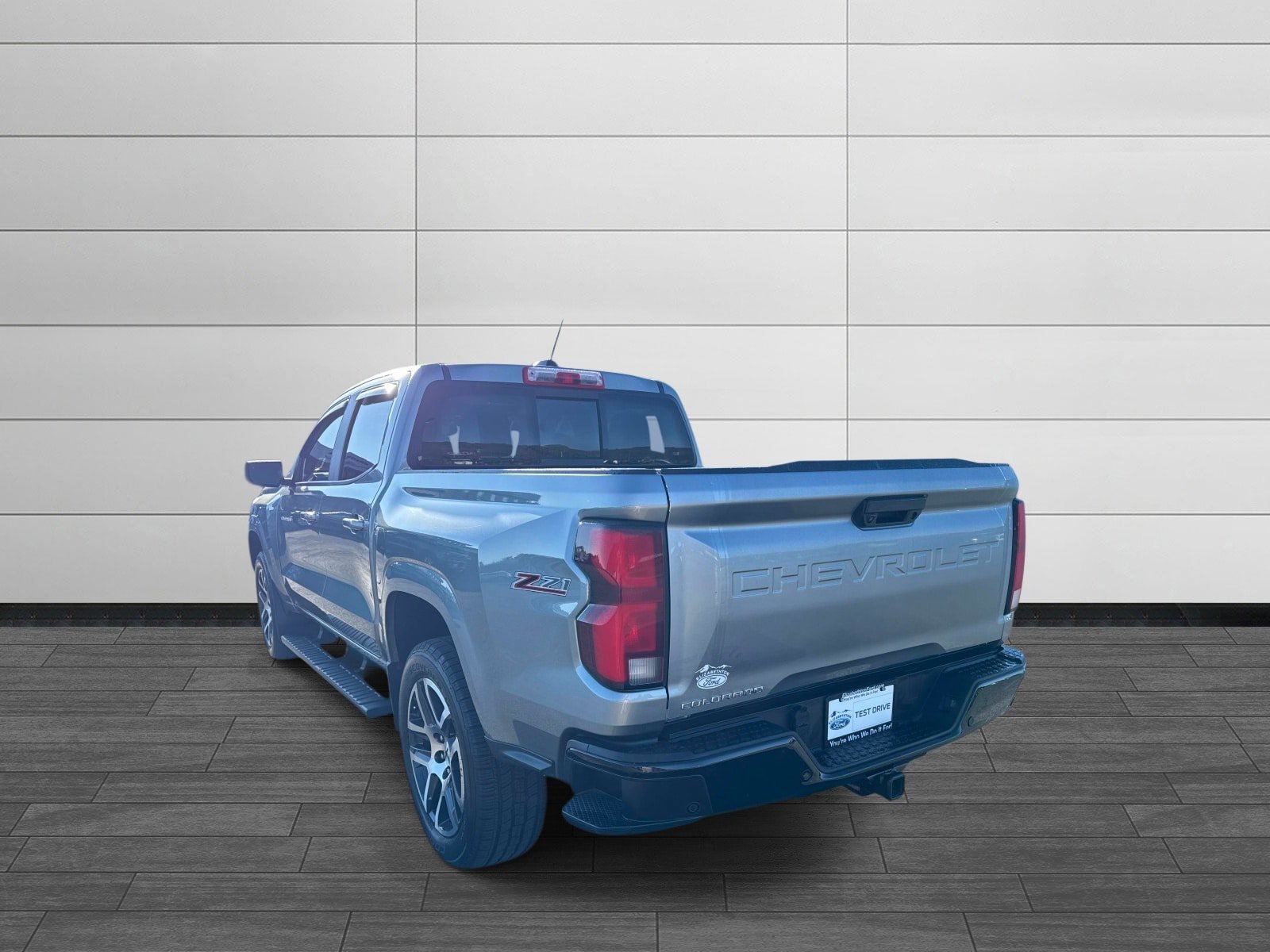 Used 2023 Chevrolet Colorado Z71 w/ Z71 Convenience Package 2 AWD/4WD image 5