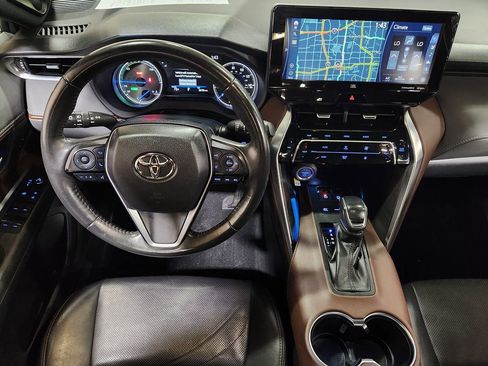 Used 2022 Toyota Venza Limited image 48