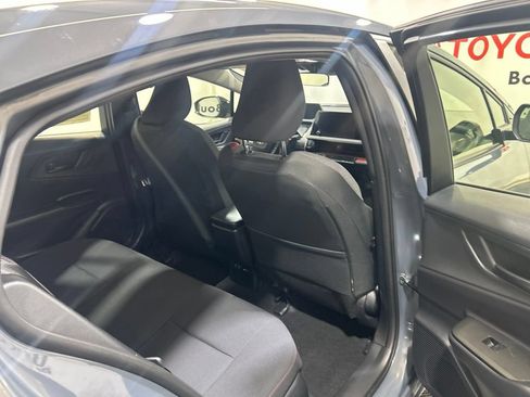 Used 2026 Toyota Prius Plug-In Hybrid FWD image 15