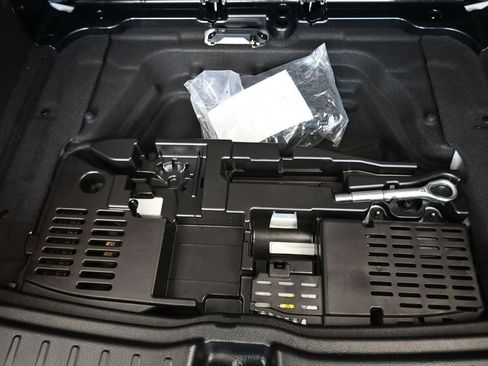 Used 2021 Mercedes-Benz GLA 250 4MATIC image 47