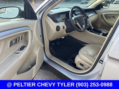 Used 2016 Ford Taurus SEL w/ Equipment Group 201A FWD image 11