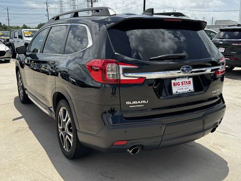 Used 2023 Subaru Ascent Limited w/ Technology Package AWD/4WD image 8