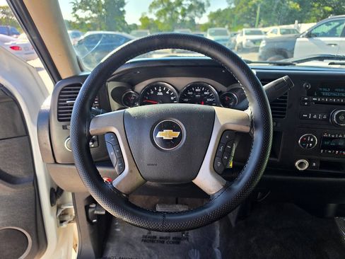 Used 2011 Chevrolet Silverado 1500 LT w/ All-Star Edition RWD image 38