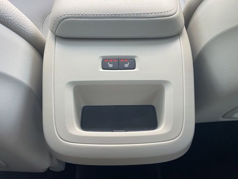 Certified 2024 Volvo XC60 B5 Core w/ Climate Package image 23