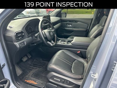 Used 2024 Honda Pilot TrailSport image 8