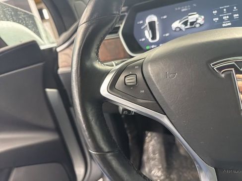 Used 2016 Tesla Model X 90D image 21