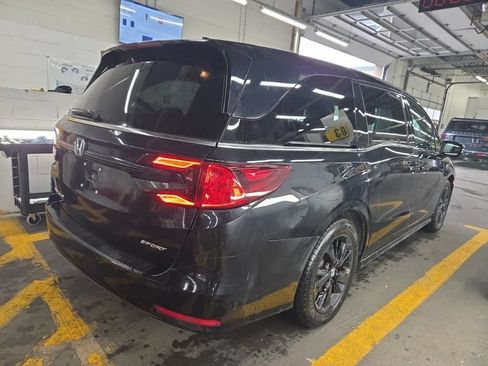Used 2023 Honda Odyssey Sport image 12