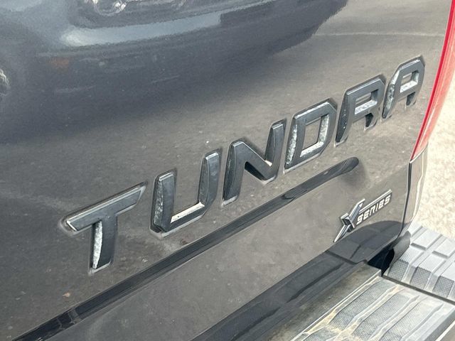 Used 2020 Toyota Tundra SR5 w/ SR5 Convenience Package AWD/4WD image 8