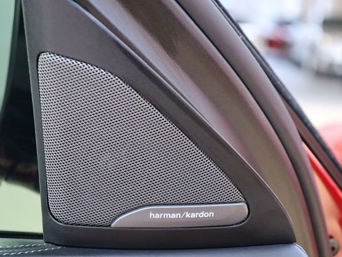 Used 2021 BMW X6 M50i w/ Executive Package image 53