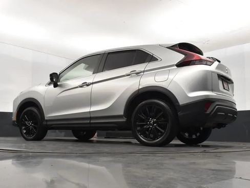 Used 2024 Mitsubishi Eclipse Cross LE AWD/4WD image 12