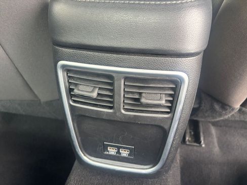 Used 2022 Dodge Charger SXT RWD image 23