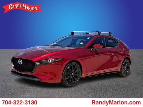 Used 2019 MAZDA MAZDA3 Hatchback w/ Premium Package FWD image 1
