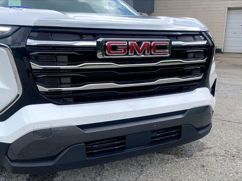 Used 2026 GMC Terrain Elevation FWD image 29